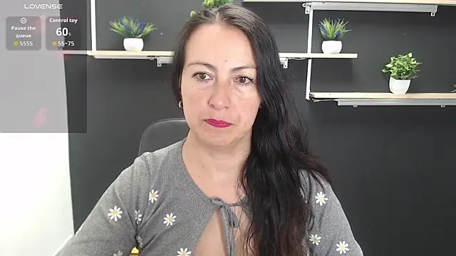 Snapshot of Lauryn_Jones chatting on 18, 7, 2026 Lauryn Jones online show from 18, 7, 2026