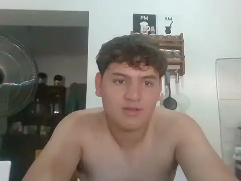 Myboy0020 online show from 21, 12, 2025