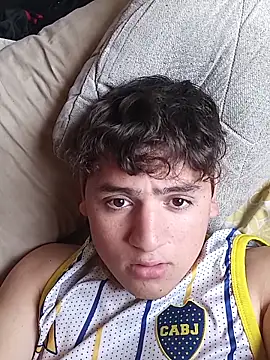 Myboy0020 online show from 19, 11, 2025