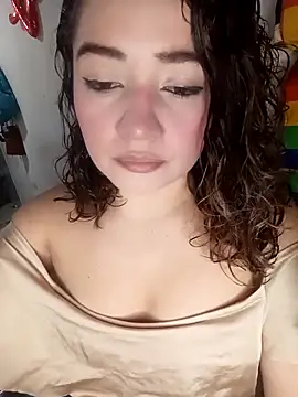 Snapshot of alexa_gom chatting on 3, 12, 2025 alexa gom online show from 3, 12, 2025