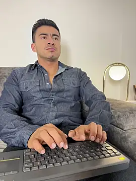 Chris Clarck online show from 29, 11, 2025