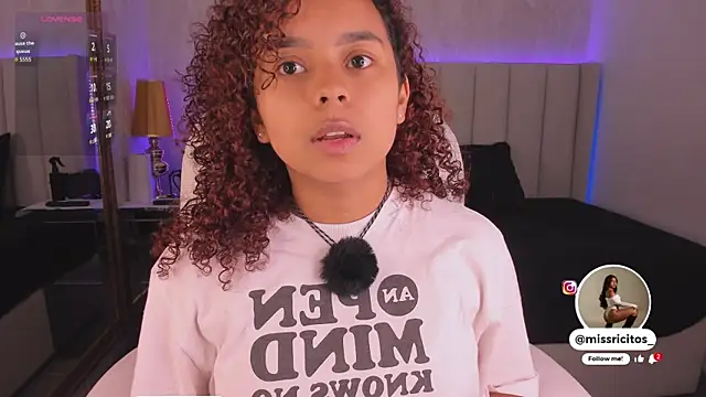 LaraCurls online show from 13, 11, 2025