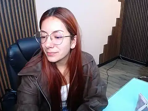 desk desire online show from 1, 12, 2025