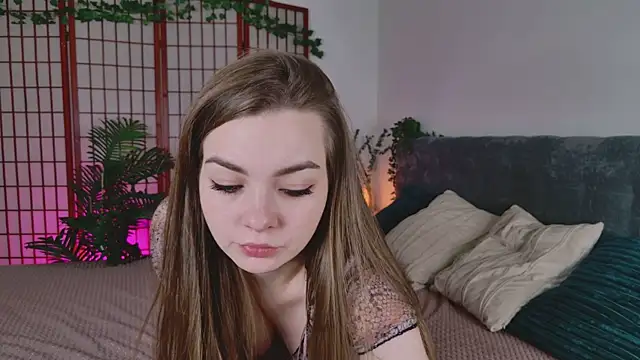 AmyLune online show from 2, 12, 2025