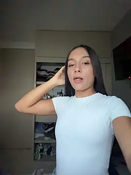 Brunettecollins05 online show from 3, 5, 2026