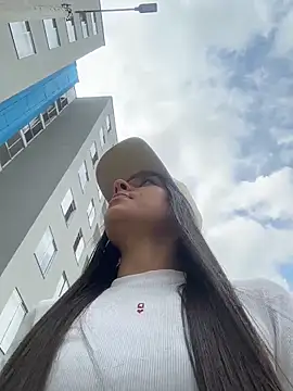 Snapshot of Brunettecollins05 chatting on 4, 2, 2026 Brunettecollins05 online show from 4, 2, 2026