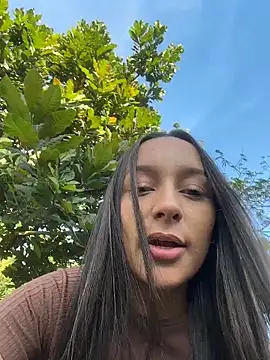 Brunettecollins05 online show from 19, 3, 2026