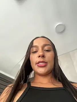 Brunettecollins05 online show from 11, 4, 2026