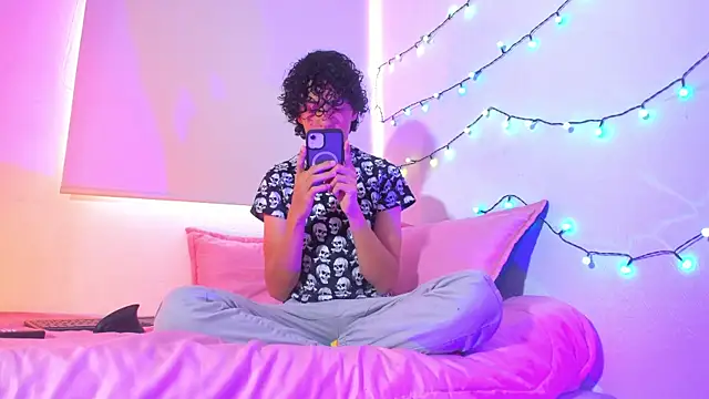 saint dark online show from 17, 12, 2025