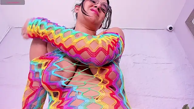 Violettaevans  online show from 27, 11, 2025