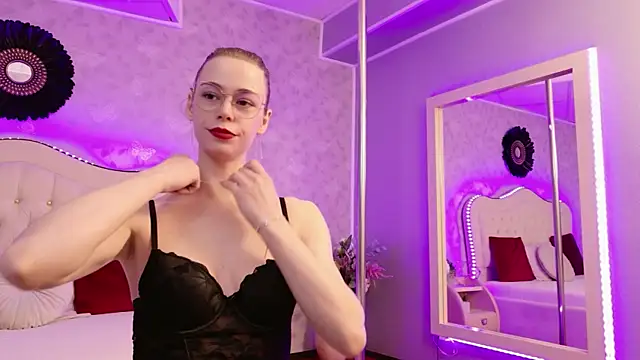 GracieCute online show from 17, 6, 2026