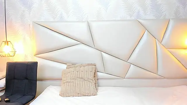 laurettedela rouse online show from 26, 11, 2025