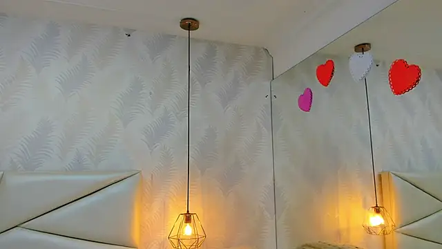 laurettedela rouse online show from 15, 11, 2025