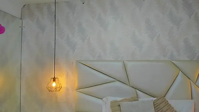 laurettedela rouse online show from 19, 11, 2025