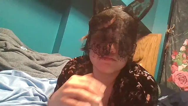 Buttercup2001 online show from 1, 11, 2025