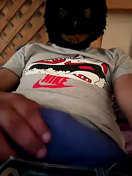 Elpichulotote20 online show from 16, 11, 2025