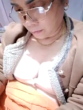 small-house123 online show from 5, 12, 2025