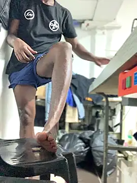 Snapshot of Ndodemnyama@xh chatting on 7, 1, 2026 Ndodemnyamaxh online show from 7, 1, 2026