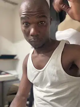 Snapshot of Ndodemnyama@xh chatting on 14, 1, 2026 Ndodemnyamaxh online show from 14, 1, 2026