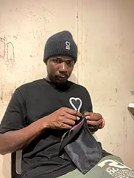 Snapshot of Ndodemnyama@xh chatting on 4, 11, 2025 Ndodemnyamaxh online show from 4, 11, 2025