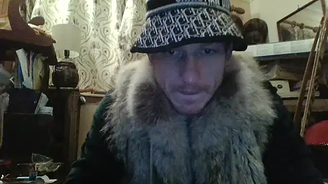 jigglethaypussi online show from 4, 12, 2025