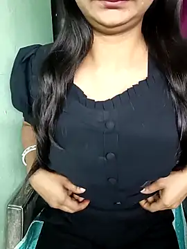 Snapshot of Hey_shiviii chatting on 28, 2, 2026 Hey shiviii online show from 28, 2, 2026