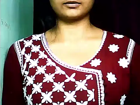 Snapshot of Hey_shiviii chatting on 25, 2, 2026 Hey shiviii online show from 25, 2, 2026