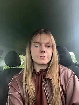 LisaFreierxx online show from 5, 5, 2026