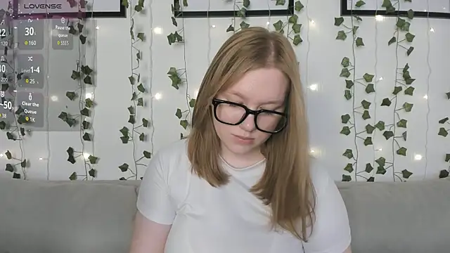 victoria pum  online show from 7, 11, 2025