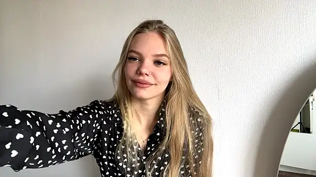 SweetAmelia69 online show from 4, 11, 2025