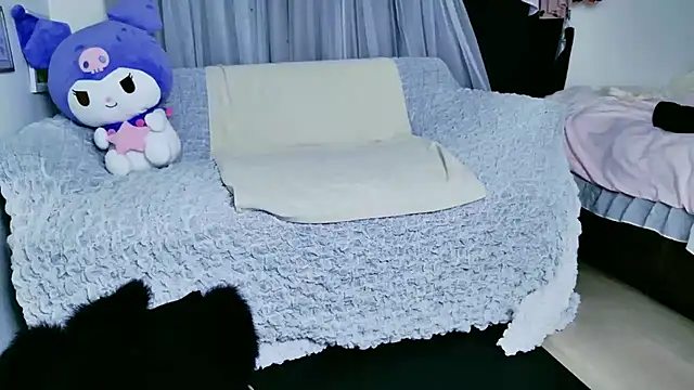 yuria 75075000 online show from 26, 11, 2025