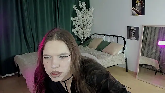 MadisonMongomeri online show from 4, 12, 2025