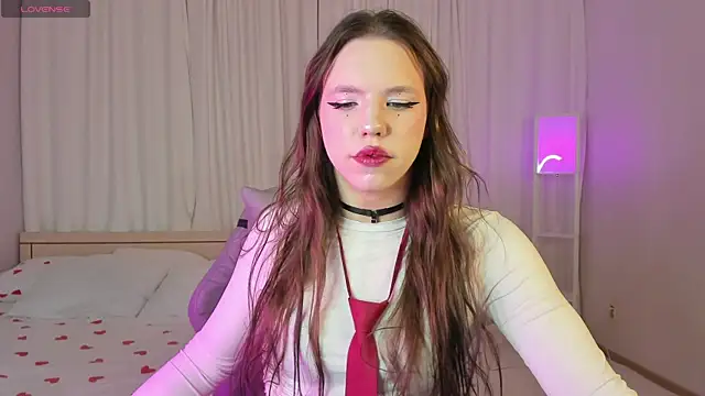 MadisonMongomeri online show from 24, 11, 2025