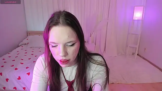 MadisonMongomeri online show from 17, 11, 2025