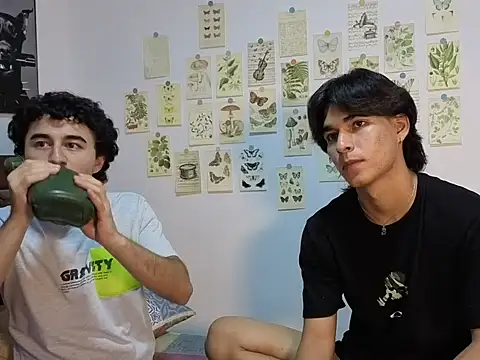 Snapshot of Raven_Eclipse chatting on 14, 4, 2026 Raven Eclipse online show from 14, 4, 2026