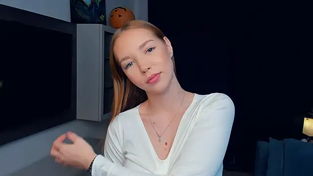 MerlePalaia online show from 10, 11, 2025