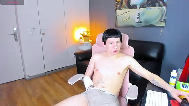 CutieKai  online show from 9, 4, 2026