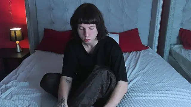 CutieKai  online show from 2, 11, 2025