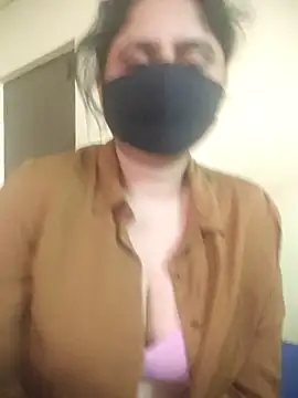 mouni499 online show from 8, 3, 2026