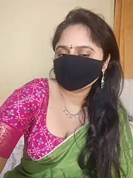 Snapshot of mouni499 chatting on 17, 6, 2026 mouni499 online show from 17, 6, 2026