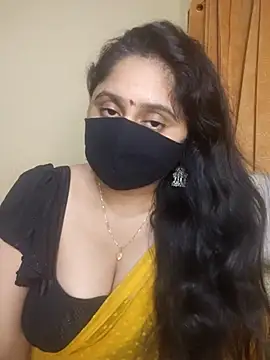 Snapshot of mouni499 chatting on 9, 7, 2026 mouni499 online show from 9, 7, 2026
