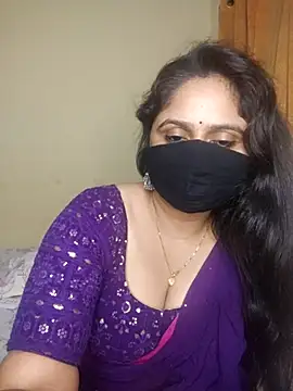 Snapshot of mouni499 chatting on 21, 7, 2026 mouni499 online show from 21, 7, 2026