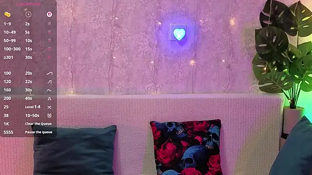 Snapshot of KristyRed chatting on 2, 12, 2025 KristyRed online show from 2, 12, 2025