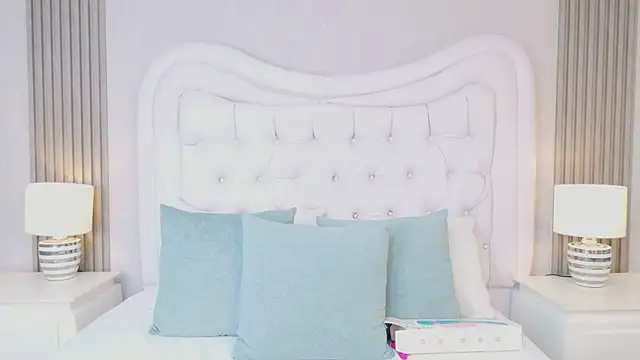 ScarlettPetrova online show from 1, 4, 2026