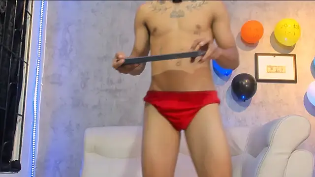 soy Aron online show from 19, 11, 2025