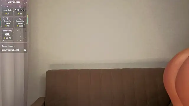 Violet Johnsonn online show from 29, 3, 2026