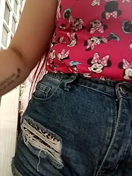 ruiviinhaah online show from 27, 11, 2025