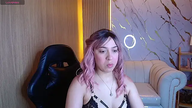 gabriella storm tf online show from 28, 2, 2026