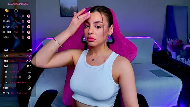 KristyDolly online show from 7, 1, 2026