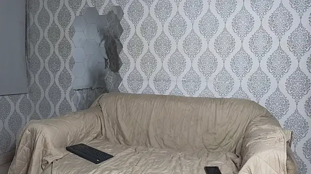 Boy savoy online show from 4, 12, 2025